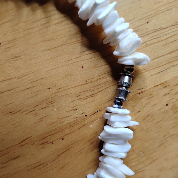 White Chip Bead Men's Necklace - Minimal Beach Style - Picture 2 of 7